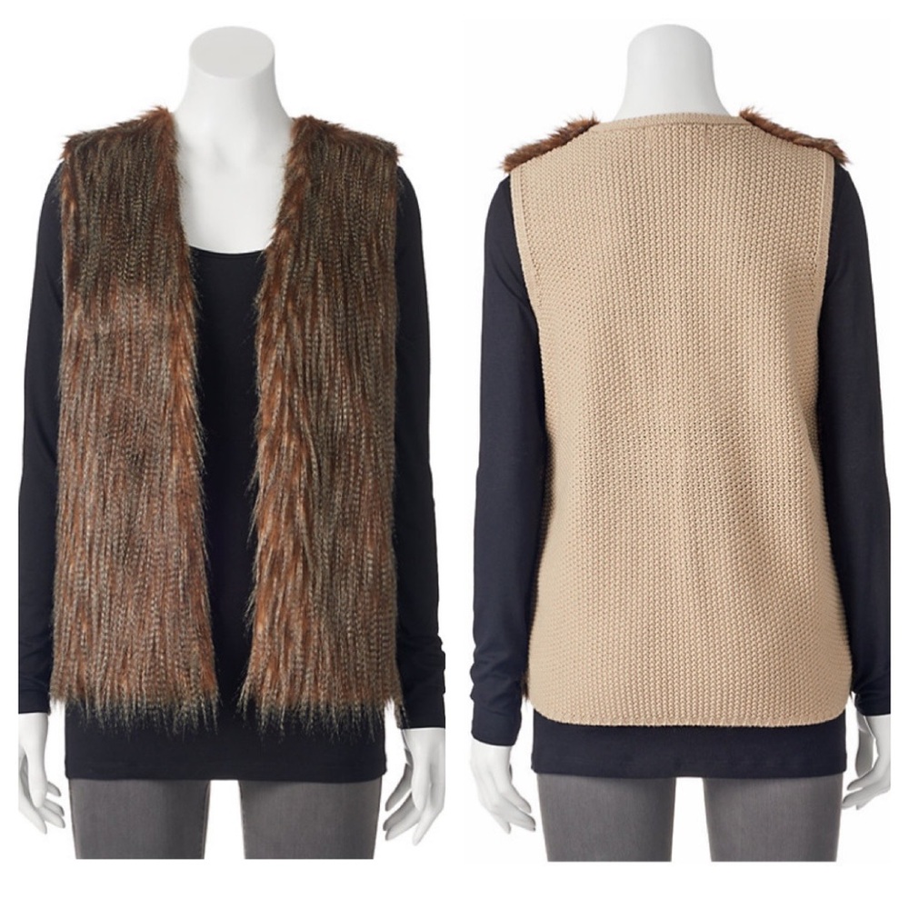 Faux fur vest by Pink Republic is like new. Large